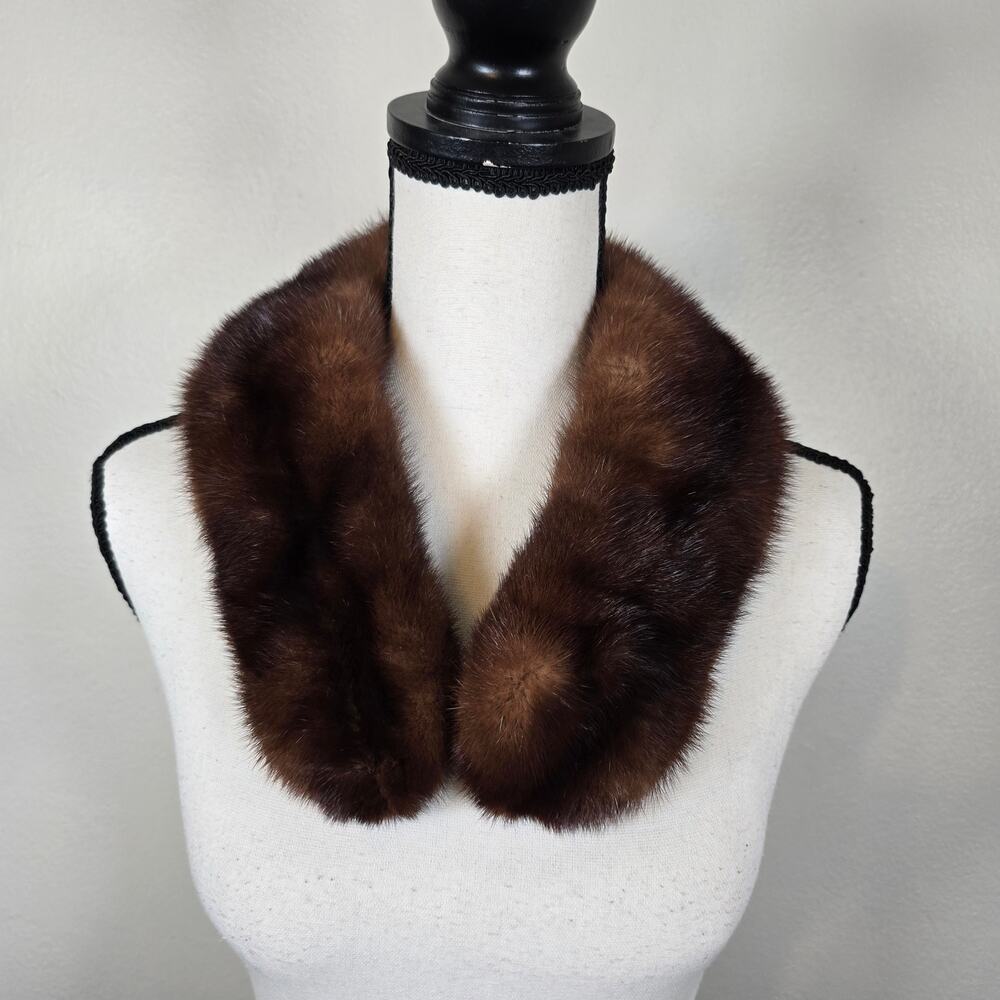 Vintage Women's Mink Collar Clips Dark Brown 40s 50s Retro Glam Velvet Backed